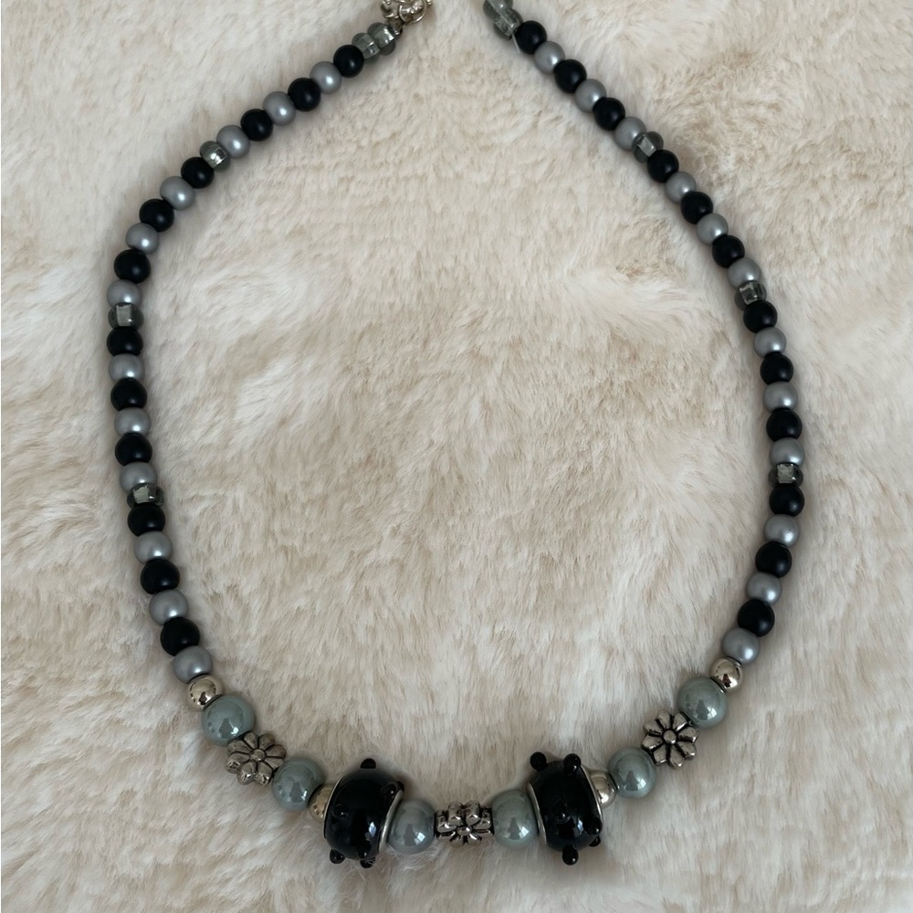 Black and Silver Star Beaded Necklace